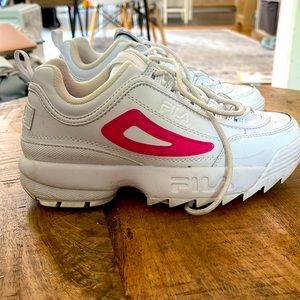 Fila Disruptor (kids size 5 OR women’s size 7).
